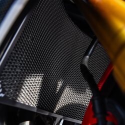 การ์ดหม้อน้ำ COX FOR YAMAHA R1 2009-2014