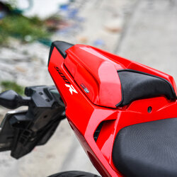 ครอบเบาะ MOTOZAA สีแดง FOR HONDA CBR500R