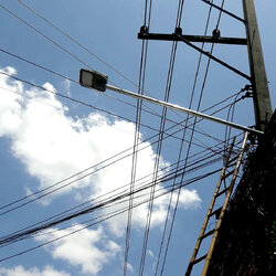 ผลงานติดตั้งเสาไฟถนน และ โคมไฟถนน เดือน มิ.ย.60 (หน่วยงานเทศบาลอุบลราชธานี)