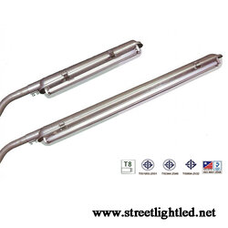 โคมไฟถนน ฟลูออเรสเซนต์ T8 ชนิดหลอดธรรมดา และหลอด LED Tube
