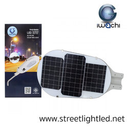 โคมไฟถนนLED โซล่าเซลล์18w ยี่ห้อIWACHI (แสงส้ม)