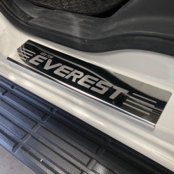 กันรอยขอบประตู Stainless (Everest)