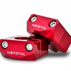 ตุ๊กตาแฮนด์แต่งแดง MONSTER