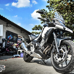 ปากนกพร้อมกาบข้างMOTOZAAA ลายเคพร่าตัดขาว CB500X 2016