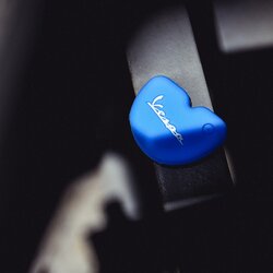 ซิลิโคนหุ้มกุญแจ VESPA V2 สีฟ้า FOR Z900/Z800