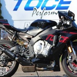 ท่อมอเตอร์ไซค์ TOCE PERFORMANCE SLIP-ON FOR YAMAHA R1/R1M ท่อแต่ง ท่อสูตร ท่อบิ๊กไบค์ ท่อBigbike ท่อไอเสีย เอ็กพอร์ต