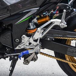 เกียร์โยง RSV สีเงิน FOR KAWASAKI Z800