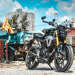 สายHEL HONDA CB150R เดินทางเดิม หน้า-หลัง สายCARBON หัวเบนโจสีดำ