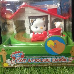 กระปุกแมวเหลียวหลังมองรถไฟ Cat and Mouse Bank