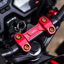 ฝาครอบตุ๊กตาแฮนด์ SEVEN SPEED สีแดง FOR HONDA CB650F