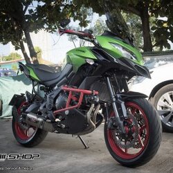 Crashbar Unique สีแดง สำหรับ Versys650 2015