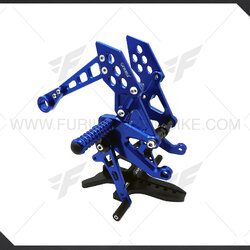 เกียร์โยง GENMA รุ่น FKI-Y1028-03 FOR YAMAHA R15 สีน้ำเงิน