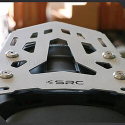 แร็คหลัง SRC สีเงิน Triumph Tiger 800