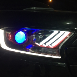 ไฟหน้ามัสแตง Everest/Ranger