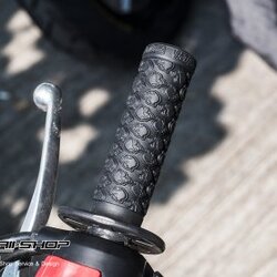 ปลอกแฮนด์ Metal Mulisha