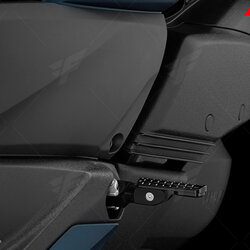 พักเท้าหลัง Rear Footrests พักเท้าหลัง Yamaha ยามาฮ่า X-MAX 300