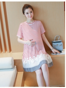 ชุดเดรสคลุมท้อง ด้านหลังประดับด้วยโบว์ น่ารักมากค่ะ